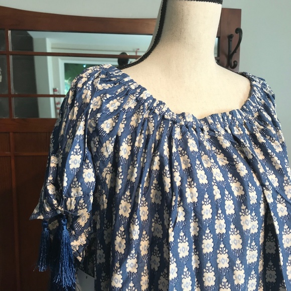 Off the Shoulder Tassel Dress - Picture 5 of 6